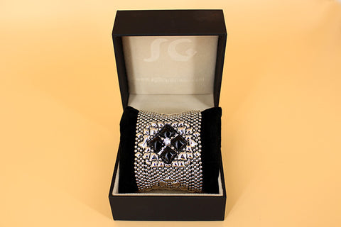 SG Liquid Metal PRB1- AS – Antique Silver Finish and Onyx Bracelet by Sergio Gutierrez